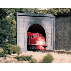 WC1252  HO Concrete Single Portal