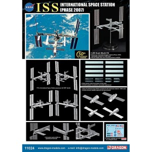 D11024 1:400 INTERNATIONAL SPACE STATION (2007)