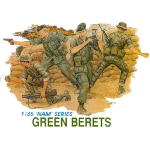 D3309 1:35 GREEN BERETS