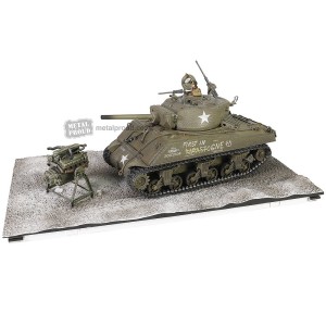 FOV-912136A 1:32 U.S.med.tank Sherman M4A3E2 (75)
