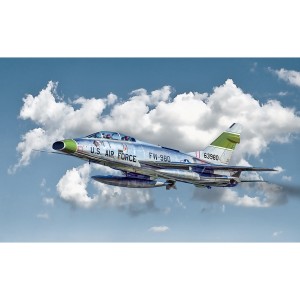 I1398 1:72 F-100F SUPER SABRE