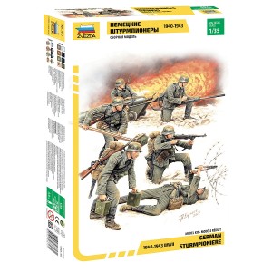 Z3613 1:35 GERMAN STURMPIONIERE WWII