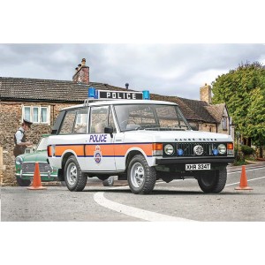 I93661 1:24 RANGE ROVER POLICE